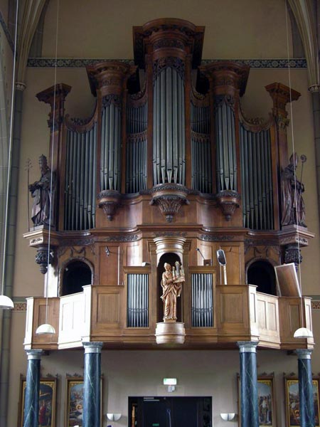Grave-orgel01