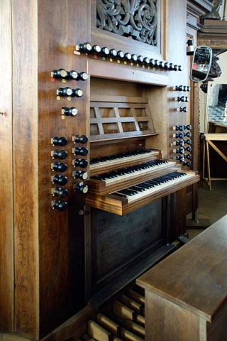 Grave-orgel03